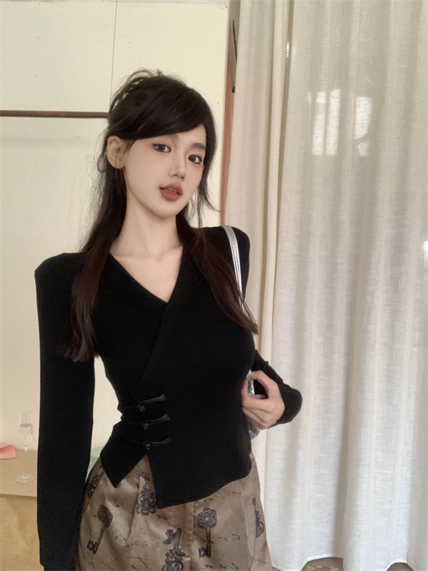 實拍春季新款V領中國風墊肩修身顯瘦長袖T恤打底衫