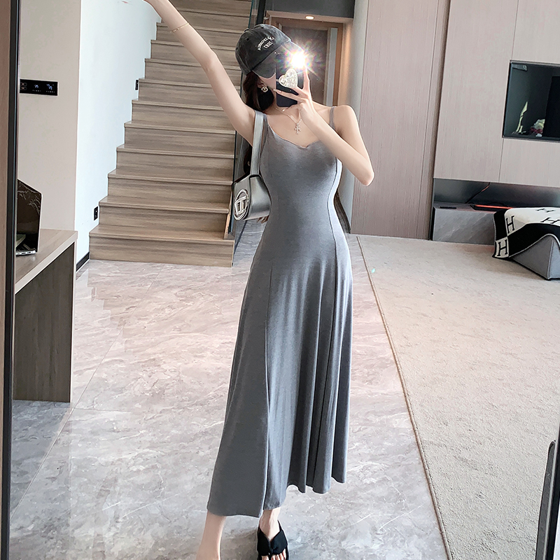 2024夏季新純欲風性U領帶胸墊吊帶連衣裙女露背收腰性感辣妹長裙