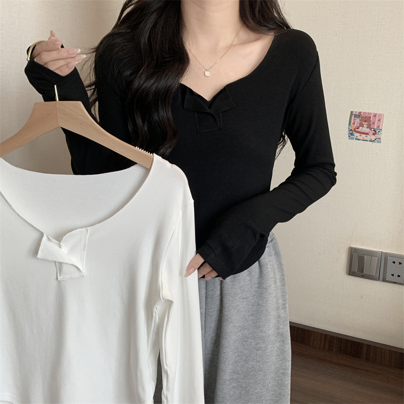 Hot girl irregular V-neck long-sleeved T-shirt women's autumn design short bottoming shirt trendy top