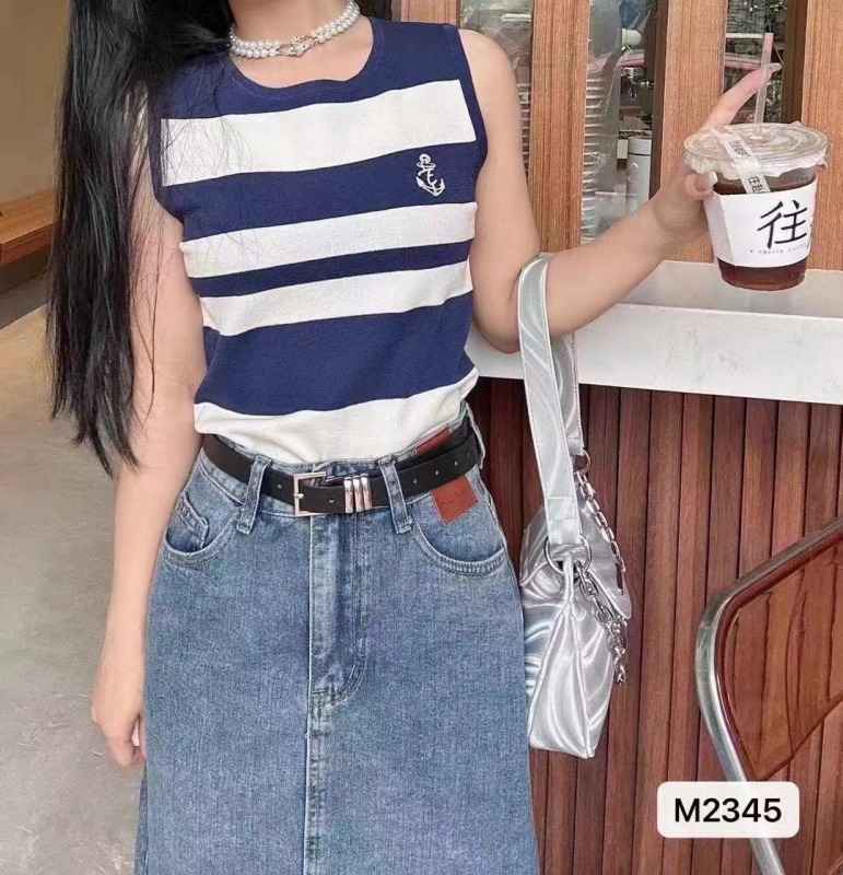 2024夏季新款通勤風時尚圓領條紋刺繡針織衫背心女