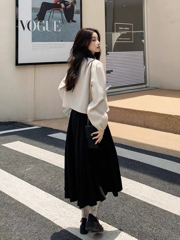 法式長袖連衣裙女秋新款韓版顯瘦設計感小香風上衣套裝兩件套