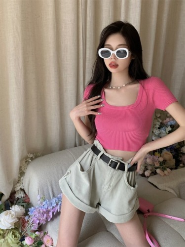 甜辣妹方领短袖粉色针织t恤女夏季新款设计感短款收腰修身上衣