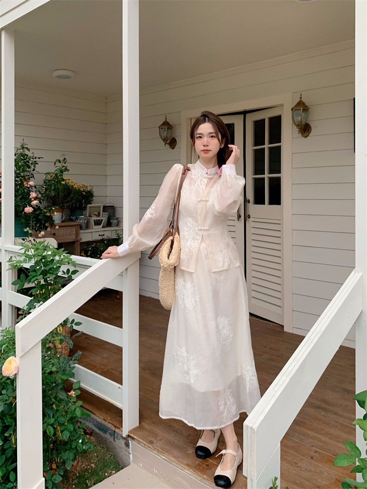 Actual shot~ Designed spring long-sleeved short coat top with versatile Chinese-style buckle skirt suit