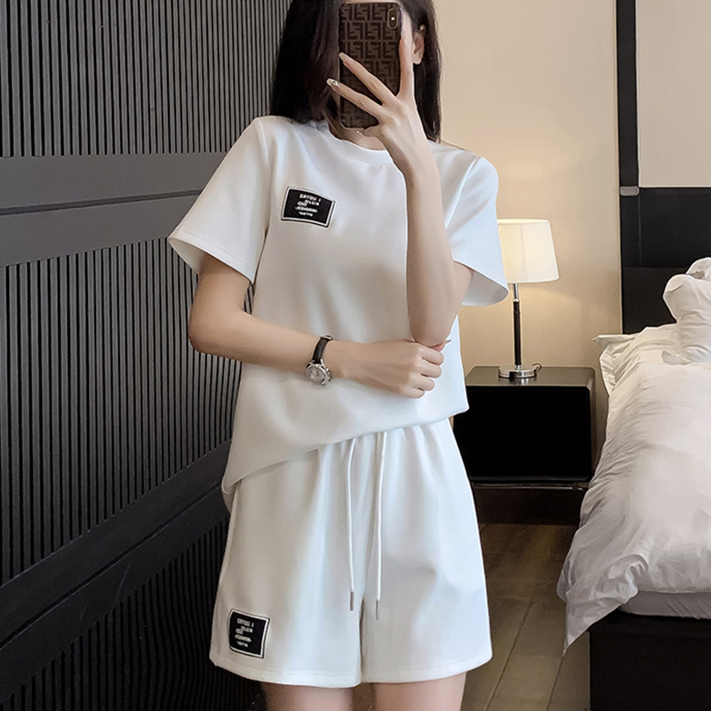 小個子穿搭一整套時尚休閒運動網紅炸街白色短袖短褲兩件套裝女夏