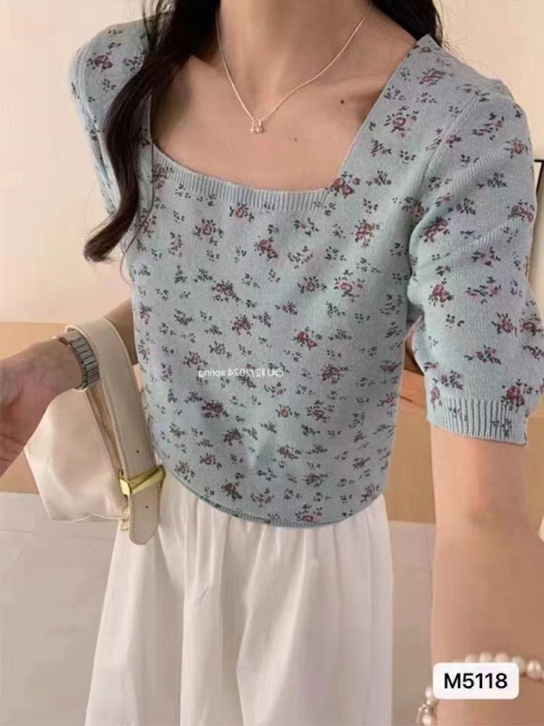夏季新款韓系小碎花方領短款針織短袖T恤女夏季修身顯瘦百搭上衣