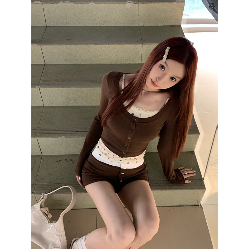實拍辣妹套裝女甜美針織開衫內搭蕾絲吊帶背心高腰短褲三件套