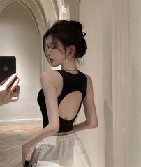 Real shot of Pure Desire Sweet and Spicy Design Round Neck Bottoming Vest Camisole Top for Women