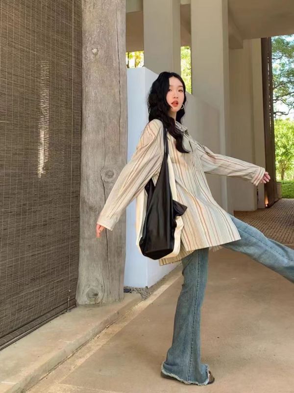 任小藝2024春秋新品豎條紋襯衫女韓系學院風隨性寬鬆襯衣休閒上衣