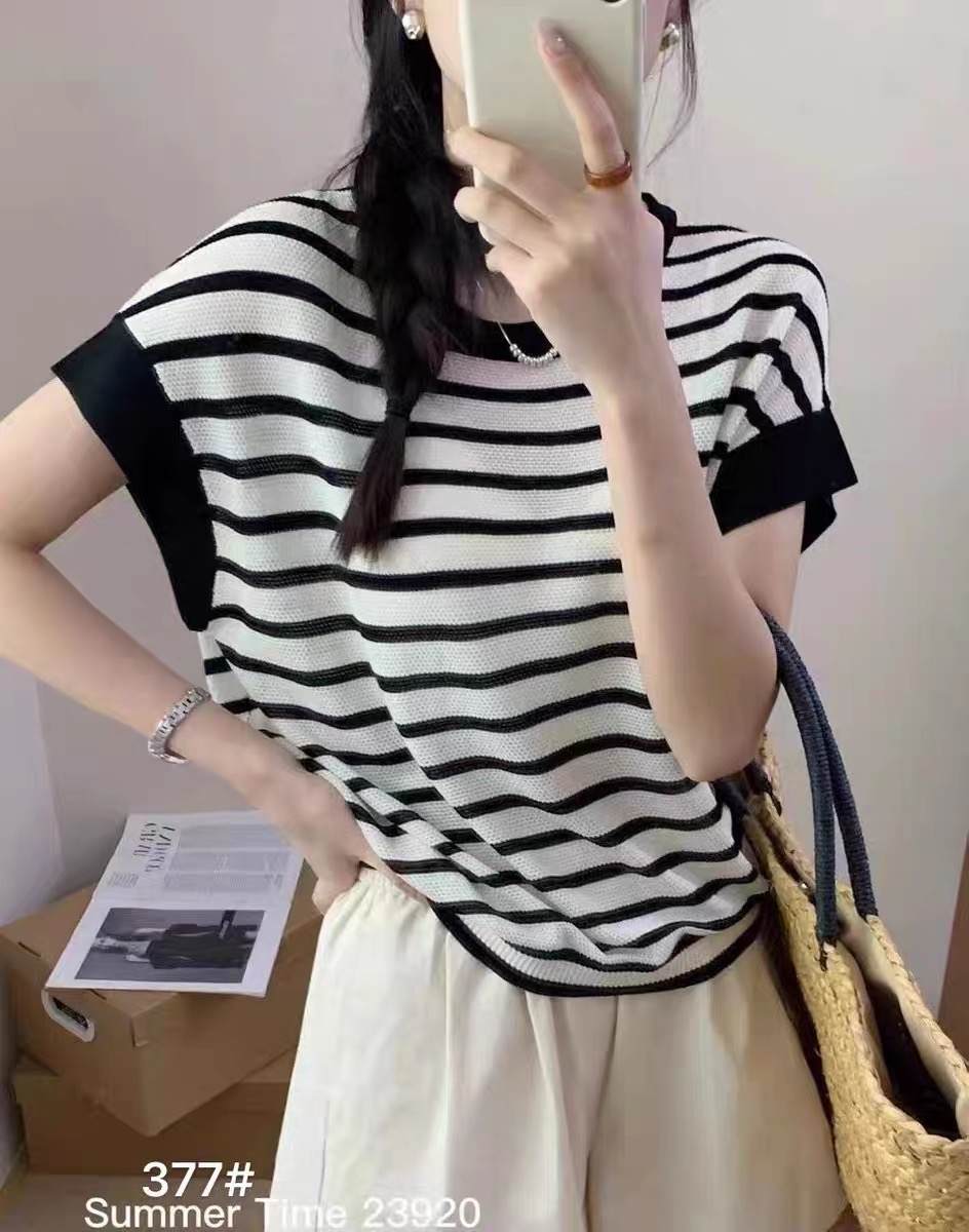 韓版冰絲短袖2024年夏季新款圓領條紋T恤女裝薄款寬鬆蝙蝠衫上衣