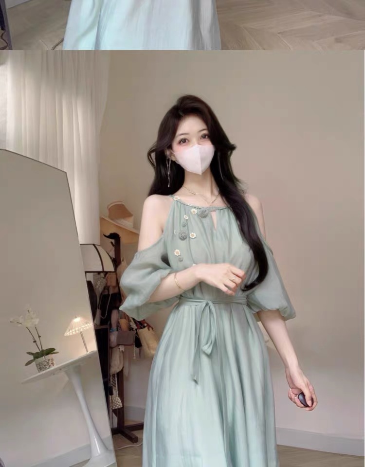 實拍海邊度假露肩吊帶掛脖連衣裙垂墜感獨特超好看絕美法式長