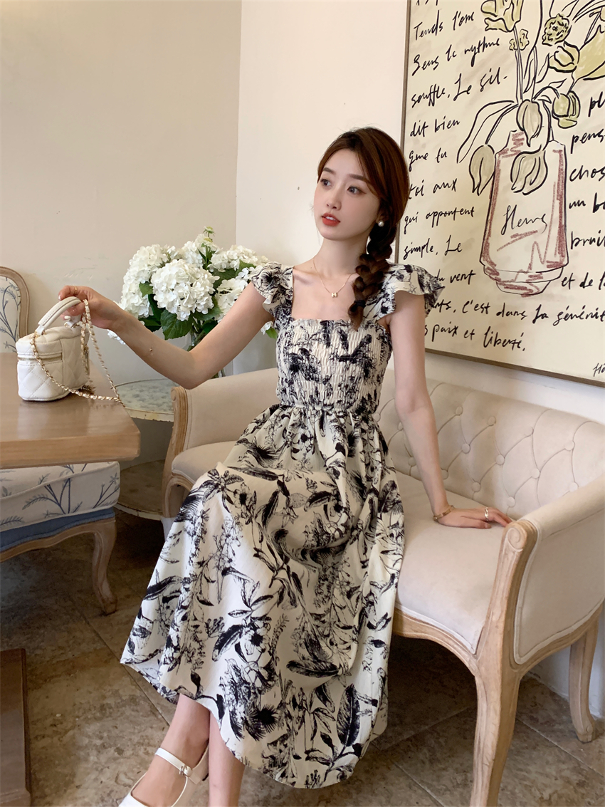 實拍 海邊度假溫柔風方領復古碎花裙女夏季收腰寬鬆休閒中長裙子