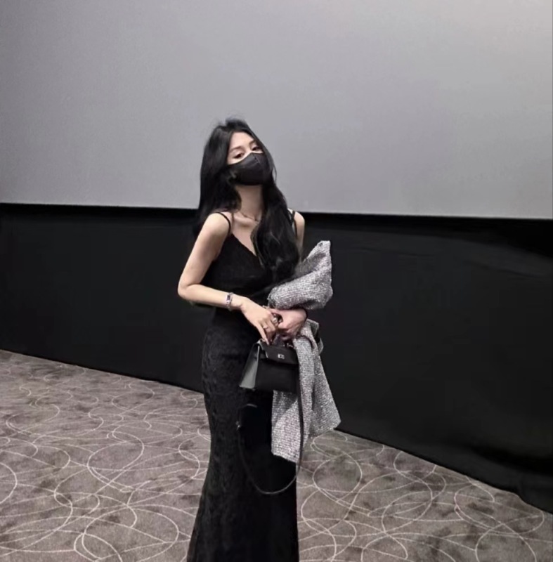 新品復古時尚V領性感吊帶連衣裙+小香風氣質顯瘦外套兩件套