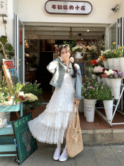 Real shot of white dress for women, summer cake skirt, seaside vacation beach dress, suspender skirt + denim jacket