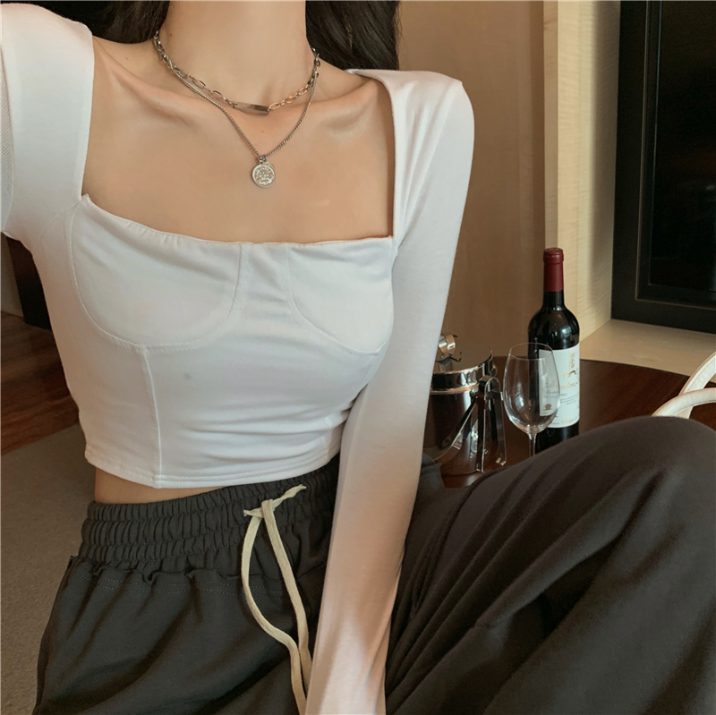 Actual shot of 2024 spring and summer square neck short-sleeved French square neck short large neckline top with clavicle exposed tight T-shirt for women