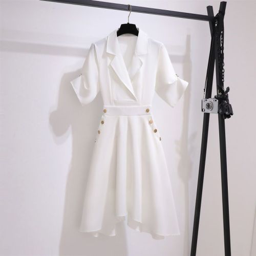 白色连衣裙女装夏季2024年新款夏装高级感气质设计感小众雪纺裙子