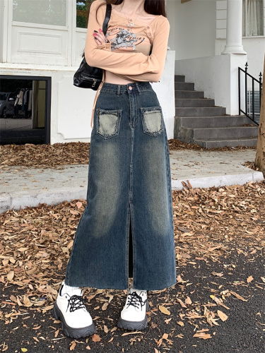 Real shot of denim skirt for women, spring 2024 new high-waisted slimming slit a-line mid-length retro skirt