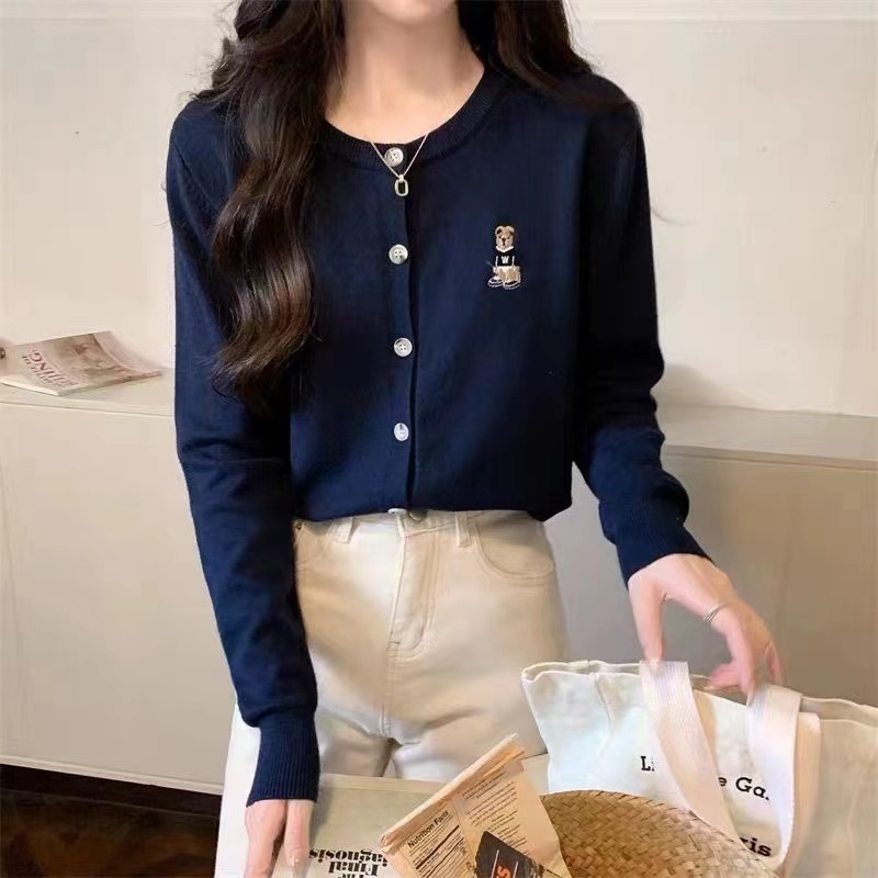 早春季短款外套新款內搭針織衫上衣小熊長袖開衫女裝法式毛衣