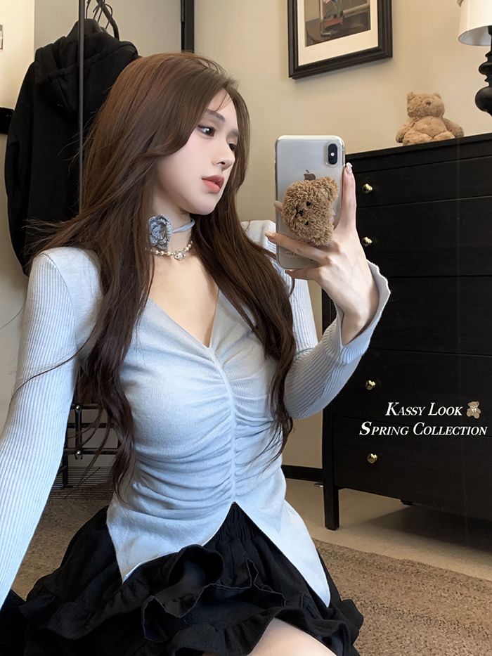 實拍~ 春季新款辣妹不規則褶皺修身花朵綁帶V領針織上衣女