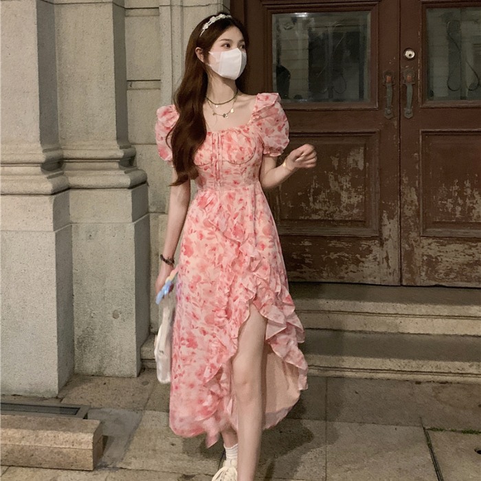 大碼胖MM溫柔風碎花連衣裙女夏季新款收腰荷葉邊開叉長裙