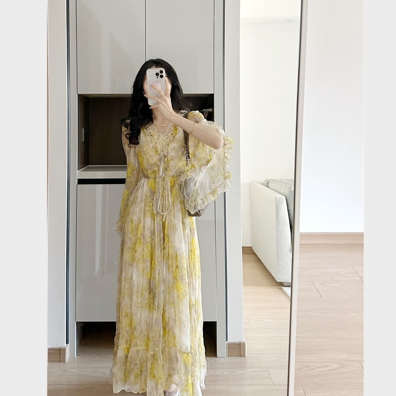 2024款春裝高級感長裙法式氣質女神范海邊度假黃色碎花連衣裙子