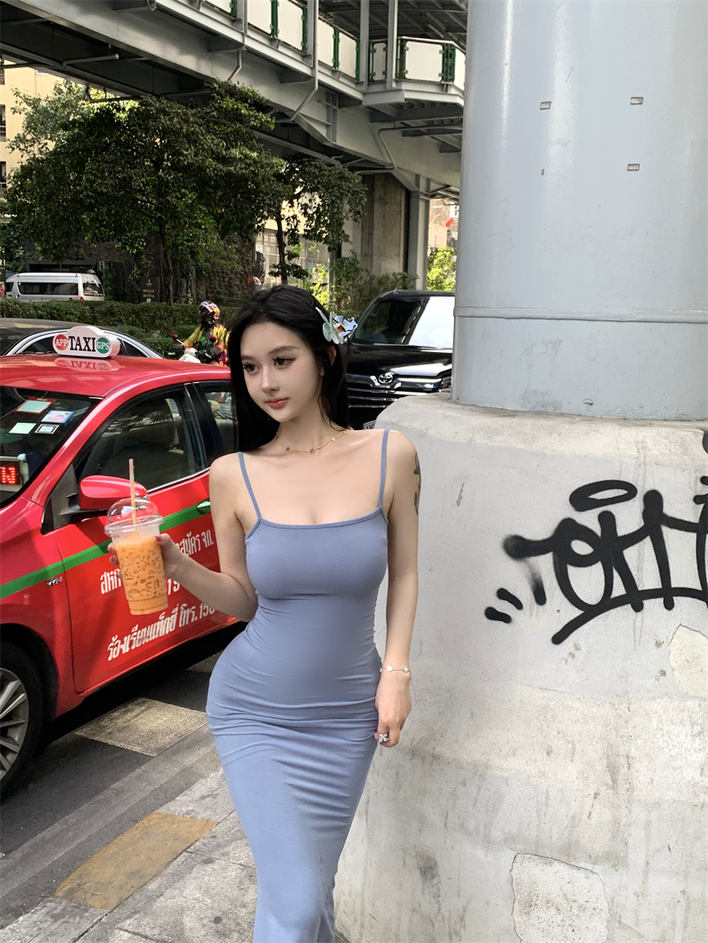 實拍 卡戴珊香秀同款辣妹吊帶連衣裙女顯瘦包臀長裙子虞書欣