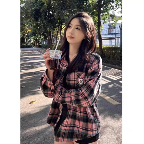 Original American retro pink plaid shirt for women early autumn new loose design long-sleeved jacket top