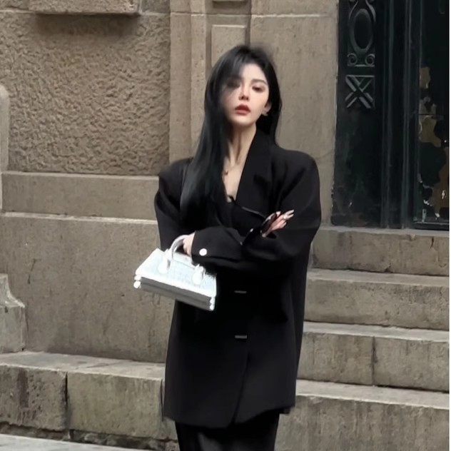 Luis璐大女主輕奢春款氣質設計休閒女士黑色韓版西裝