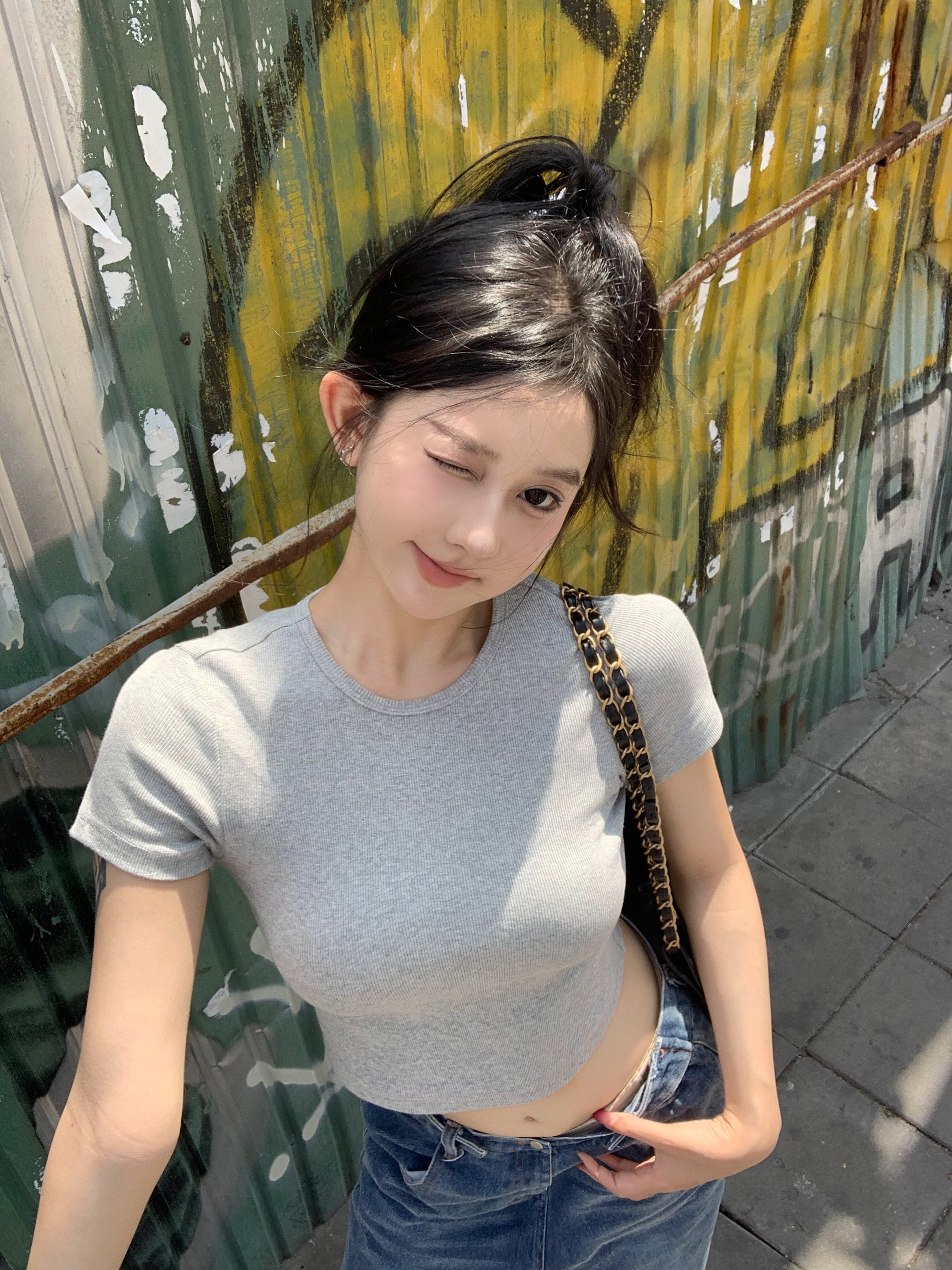 實拍 上衣女內搭高密度坑條肌理經典圓領彈力百搭打底Ｔ恤