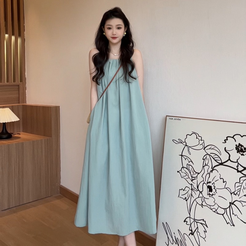 Sleeveless vest dress for women's summer new style seaside vacation high-end halter neck strap beach long dress