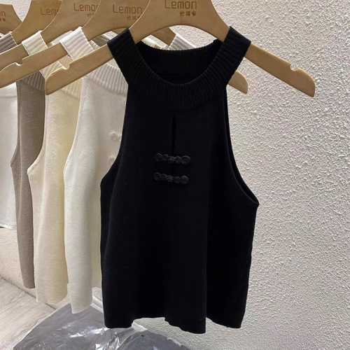 New Chinese style sling women's inner wear and outer wear 2024 spring and summer new slim fit inner wear sleeveless halter neck buttoned top