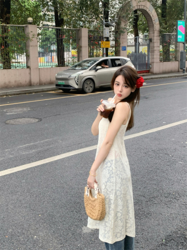实拍~2024新款韩系蕾丝镂空叠穿外搭连衣裙背心罩衫中长裙女