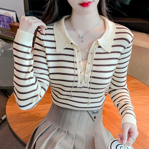 Real shot of French POLO lapel striped sweater, autumn and winter temperament, versatile and fashionable, long-sleeved top for women