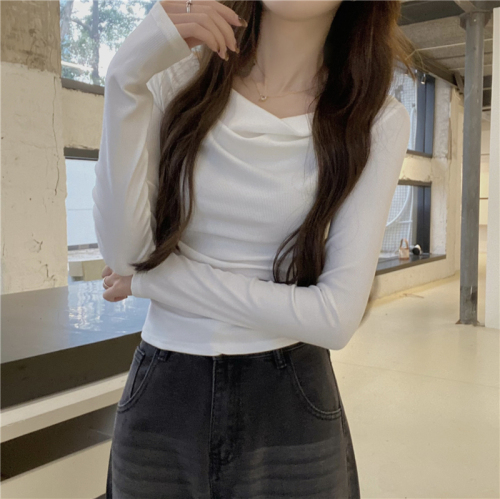 Actual shot of Pure Desire Sloping Shoulder Swing Collar Slimming Long Sleeve Bottoming T-shirt for Women