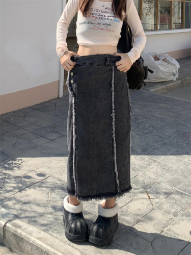 Actual shot~Black and gray high-waist raw edge denim skirt for women ins niche design mid-length skirt