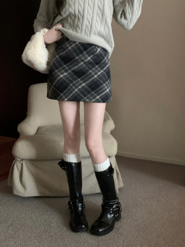 Women's New High-Waisted Plaid Wool Blend Semi-Bodycon Skirt with Vintage Short A-Line Skirt for Autumn/Winter