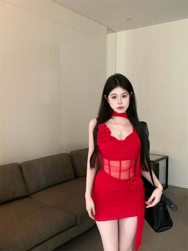 實拍  酒心玫瑰設計感盪領吊帶連衣裙