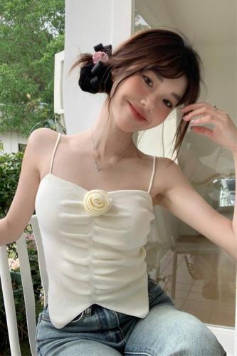 Actual shot of spring and summer pure desire versatile pleated flower camisole slim fit knitted sweater inner wear