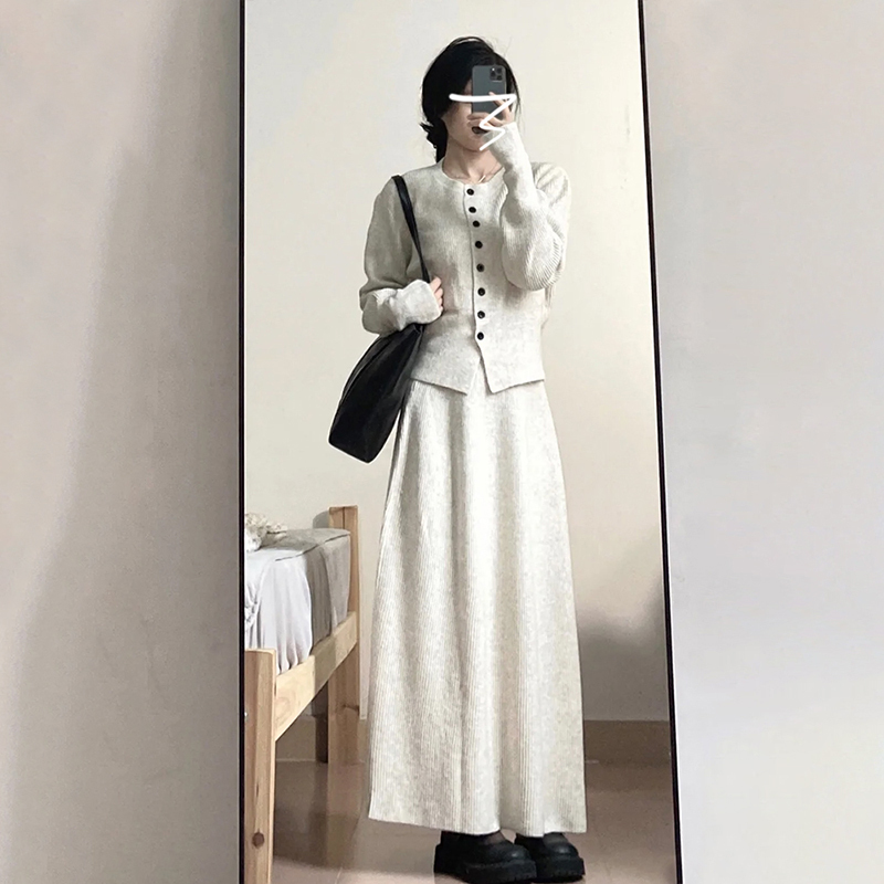針織毛衣套裝連衣裙子女春冬季2024新款內搭長裙高級感穿搭一整套