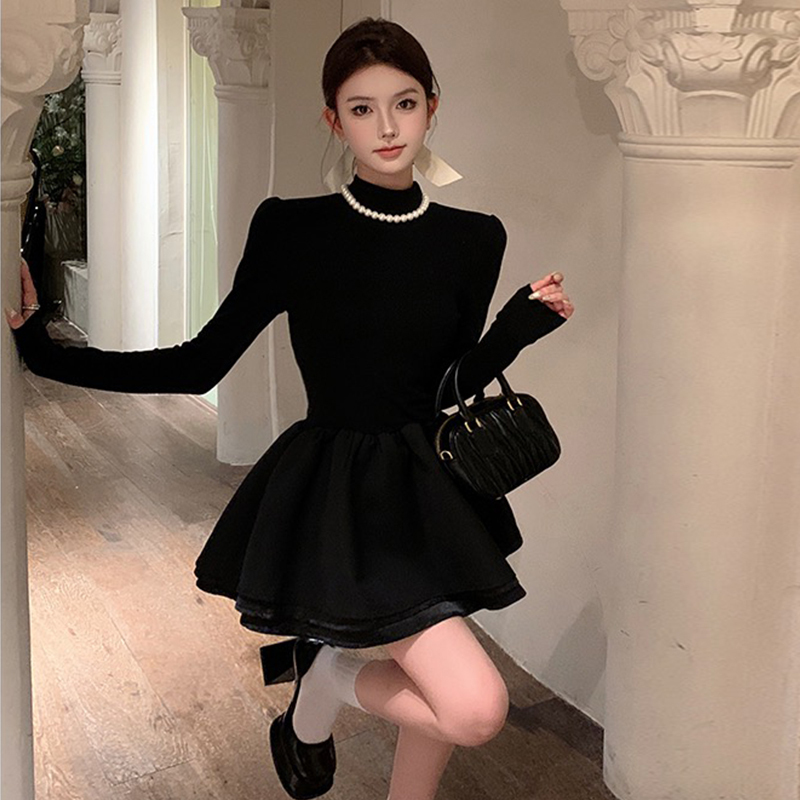 小個子黑色針織連衣裙子2024春冬季新款女裝新年戰袍內搭打底短裙