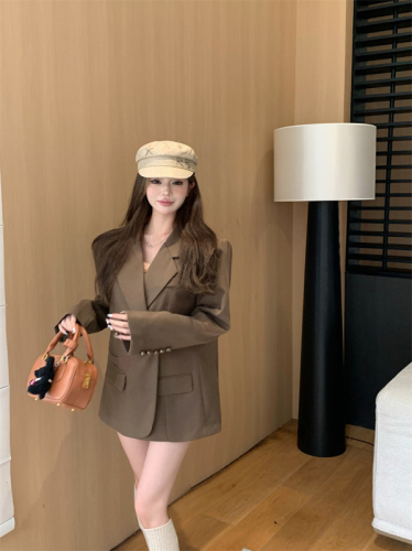 Real shot of T version right shoulder suit autumn high-end temperament suit jacket for small people