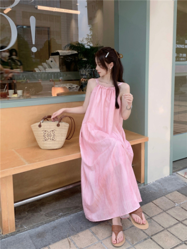 Real shot!  Resort style pink smudged halterneck suspender dress for women, sweet and slimming, wide swing skirt, long skirt