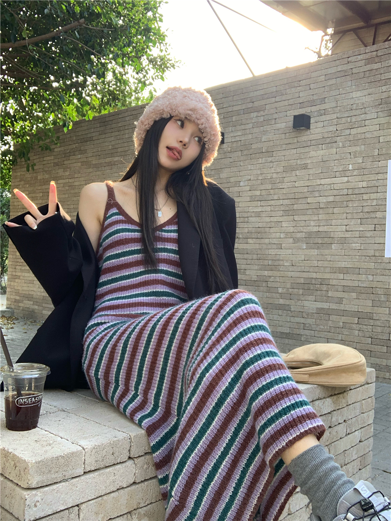 新款小個子V領條紋長裙吊帶裙復古裙子針織連衣裙女春季氣質ins潮