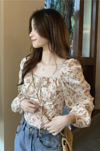 Real shot!  Retro design short chic top for women French floral square collar puff long sleeve shirt