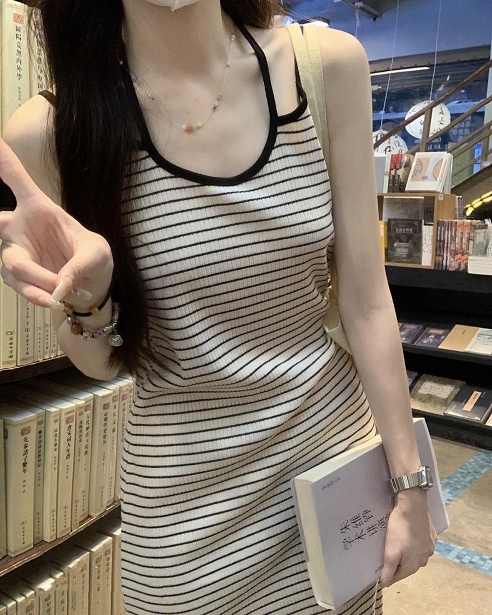 氣質溫柔風百搭顯瘦韓版條紋百搭顯瘦氣質長款開叉吊帶連衣裙女夏