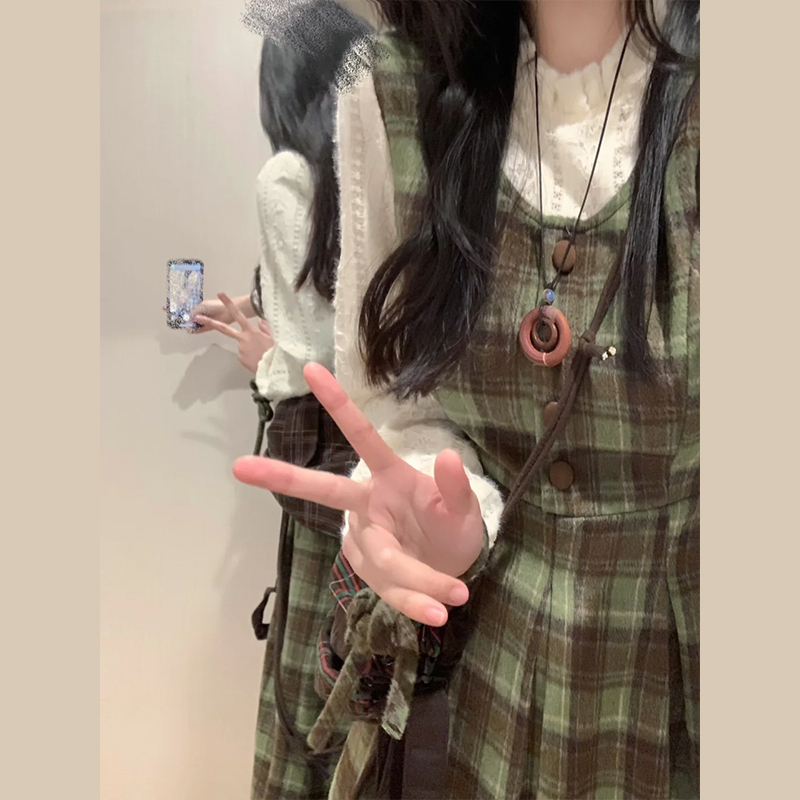綠色假兩件套裝格子連衣裙子女春冬季2024新款小個子穿搭氣質長裙