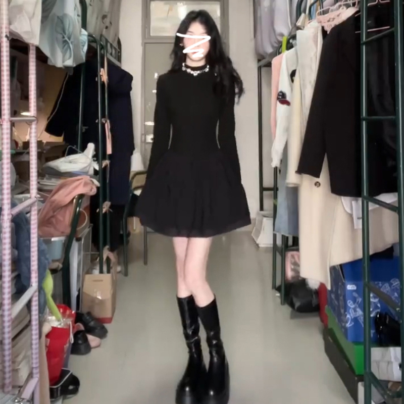 小個子黑色針織連衣裙子2024春冬季新款女裝新年戰袍內搭打底短裙
