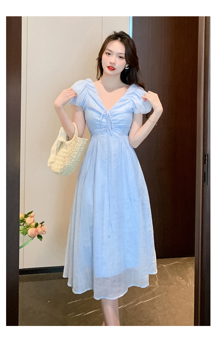 溫柔風法式V領藍色連衣裙女新款學院風小個子泡泡袖中長款裙子