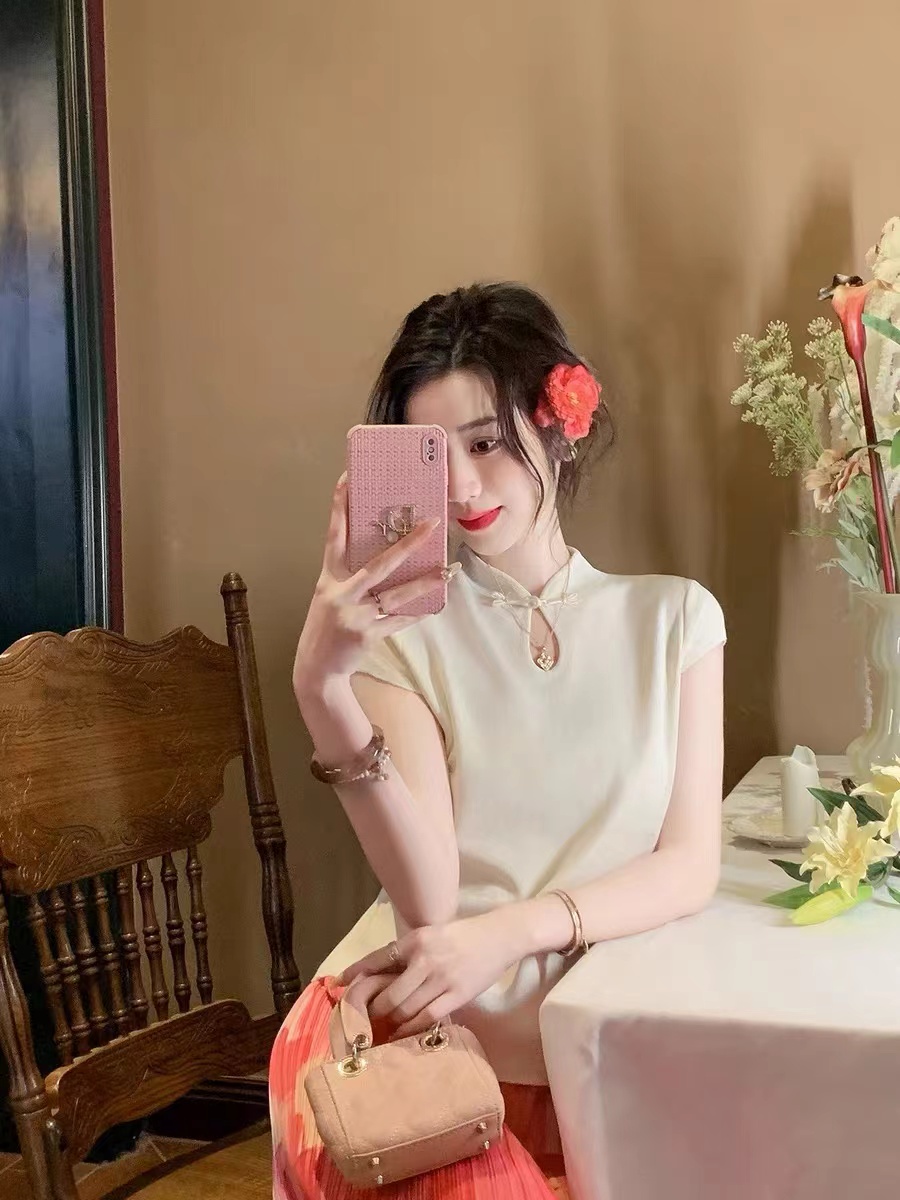 新中式盤扣立領T恤上衣女2024新款夏季休閒短袖國風氣質針織上衣
