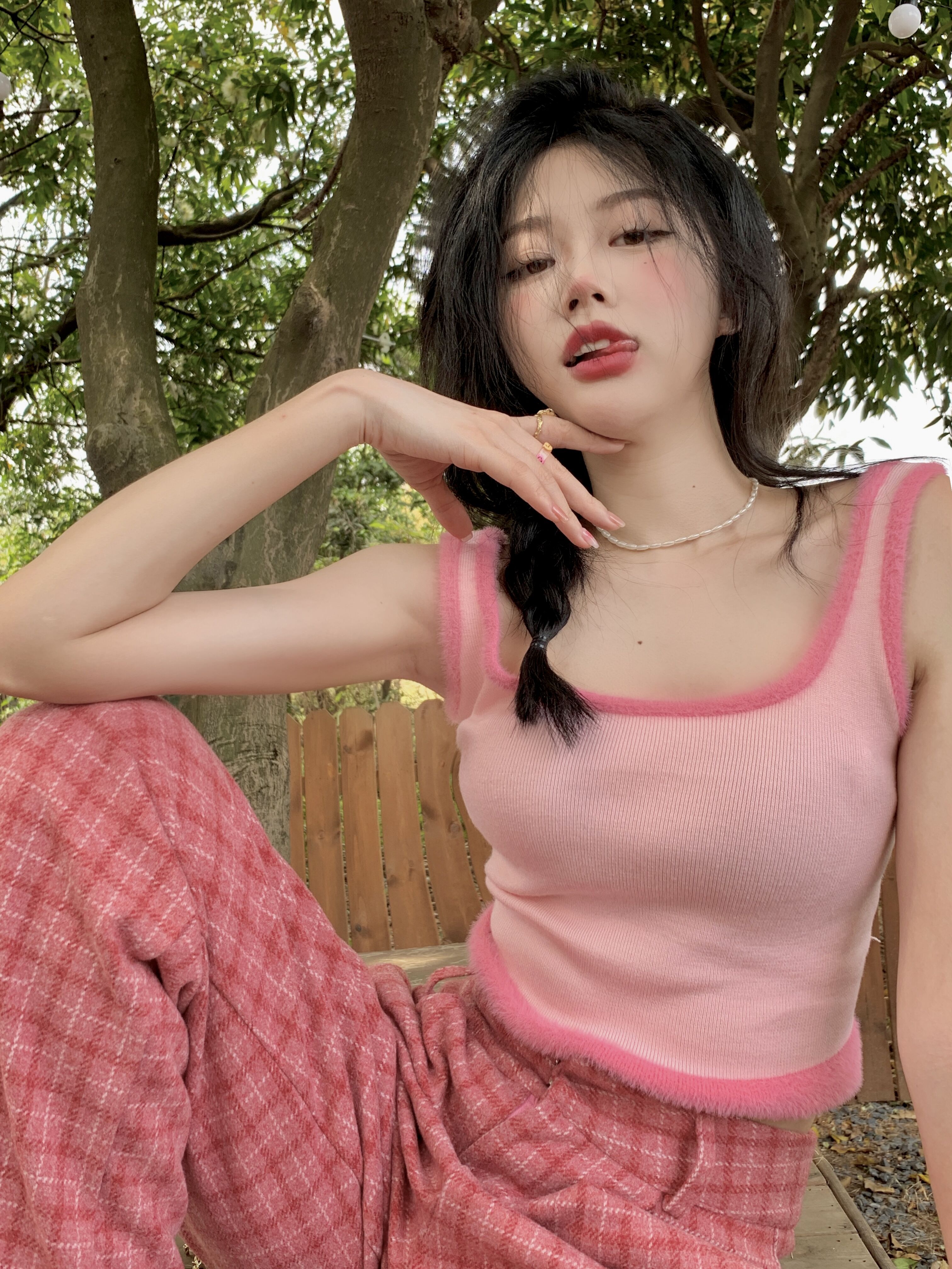 已出貨純欲風毛絨邊拼接吊帶背心女夏季性感外穿短款無袖上衣潮
