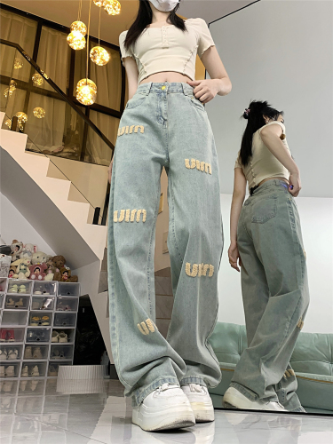 Real shot!  !  Letter embroidered straight jeans for women in autumn and winter new style small high waist slim casual long pants